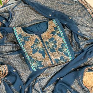 Conjunto Kurti VASTRA COTTAGE de Seda Romana con Lentejuelas Bordadas y Parte Inferior Lisa, Dupatta de Organza para Mujer, Ropa para Bodas y Fiestas - Product Image 1