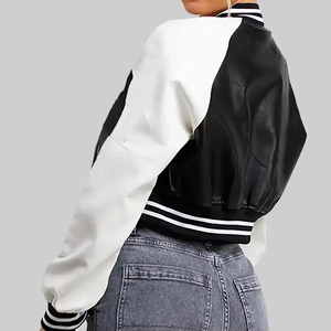 เสื้อแจ็คเก็ตเบสบอลวาร์ซิตี้สำหรับผู้หญิง คุณภาพพรีเมียม แบบครอป ปักโลโก้ตามสั่ง ขายส่งเสื้อแจ็คเก็ตวาร์ซิตี้สำหรับผู้หญิง - Product Image 5