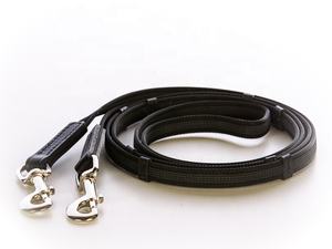 Rênes de cheval en cuir noir durables d'équipement équestre international avec la pointe en cristal blanche et noire de caractéristique antidérapage - Product Image 4