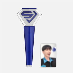 Lampe LED musicale officielle Super Junior édition spéciale pour fans - Product Image 1