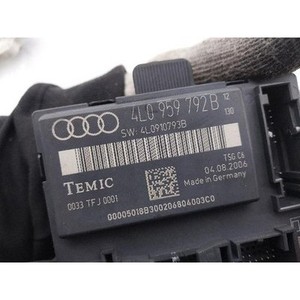 โมดูลควบคุมประตูหน้าขวา รถยนต์ Q7 Typ 4L ปี 2005-2009 มือสอง ของแท้ รุ่น 4L0959792B - Product Image 4