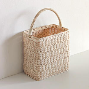 Accessoires pour le rangement de cadeaux, panier en rotin tissé à la main, paniers vides en matériau naturel à bas prix - Product Image 4