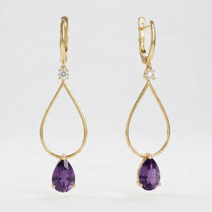 Boucles d'oreilles pendantes classiques en améthyste taille poire dorée, fermoir mousqueton à nœud français pour femme, bijoux pour anniversaire et soirée - Product Image 1