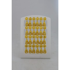 ต่างหูจุมก้าดีไซน์หรูหรา ต่างหูสไตล์ชาติพันธุ์ที่สมบูรณ์แบบ เหมาะสำหรับงานแต่งงาน งานเฉลิมฉลอง ดีไซน์สวยงามด้วยฐานทองเหลือง สำหรับผู้หญิงและเด็กผู้หญิง - Product Image 4