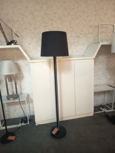 Lámpara de Pie Moderna E26 LED 12W con Pantalla de Tela Blanca, Base de Metal, Detalle Acrílico, Luz Blanca Fría, 1530mm de Altura - Product Image 6