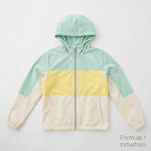 เสื้อแจ็คเก็ตกันลมคอตั้งแบบ Color Blocking ของ Formula 1 Industries สำหรับทุกเพศ ใส่ได้ในฤดูหนาว สไตล์ลำลอง กันลม มีซิปและกระเป๋าหน้า ทรงปกติ - Product Image 1