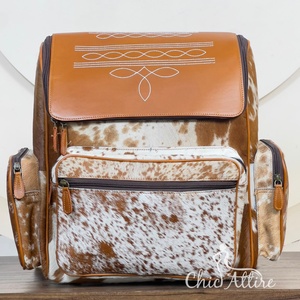 Sac à dos en cuir de vachette style western avec coutures de botte, à rabat décoratif, pour femme, idéal pour le voyage et l'école, vente en gros - Product Image 1