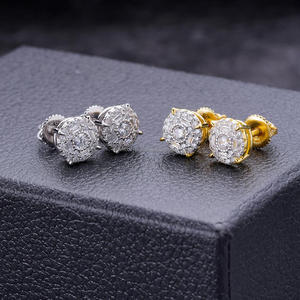 Boucles d'oreilles clous rondes en argent sterling 925 avec diamant Moissanite, design géométrique en pierre, bijoux abordables pour les détaillants en gros - Product Image 1