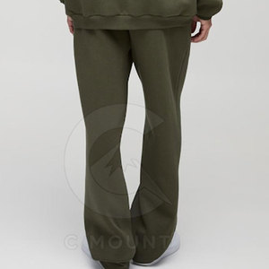 Conjunto Deportivo para Hombre con Efecto Desgastado, Estilo Moderno, con Sudadera y Pantalones a Juego para Entrenamiento en el Gimnasio - Product Image 4