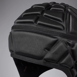 Casque de rugby rembourré personnalisé avec logo, idéal pour le football américain 7 sur 7 et le flag football, avec coque souple, également adapté aux casques de boxe. - Product Image 3