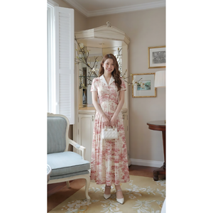 Vestido Maxi de Satén Floral Rosa Elegante para Mujer, Manga Corta, Estampado Vintage, Cintura Natural, Ecológico, Fabricante Vietnamita, MOQ Bajo - Product Image 1