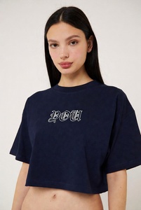 เสื้อยืดครอปผู้หญิงสุดหรู ผ้าเนื้อนุ่ม สวมใส่สบายทุกวัน เสื้อผ้าฤดูร้อนน้ำหนักเบา ทันสมัย - Product Image 5