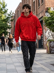 Sudadera con capucha roja para hombre, estilo oversize, con relieve, estilo urbano, con logo frontal, venta al por mayor - Product Image 4