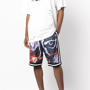 Shorts Deportivos para Hombre con Estampado por Sublimación, Franja Lateral, Malla Transpirable, Cintura Elástica, Estilo Deportivo, Largo Bermuda - Product Image 4