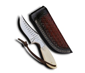Cuchillo de campamento forjado a mano para herrador, con mango de hueso de camello y funda de cuero, personalizable, venta al por mayor, soporte ODM/OEM - Product Image 1