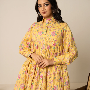 Vestido de Verano de Algodón con Estampado Floral Amarillo para Mujer |   Camiseta de Diseño Ligera, Transpirable y Casual de Manga Larga |   Ropa de Calidad de Exportación - Product Image 1