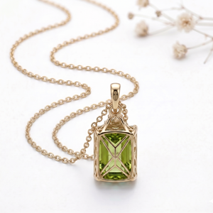 Collar de Peridoto con Corte Esmeralda, Recién Llegado, Colgantes y Dijes Finos de Oro Blanco, Colgante de Diseño para Mujer, Signo Zodiacal de Agosto, Prosperidad - Product Image 1