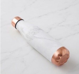 Botella de Agua de Acero Inoxidable con Aislamiento al Vacío, Diseño de Mármol Blanco, con Tapa de Cobre, a un Precio Atractivo - Product Image 2