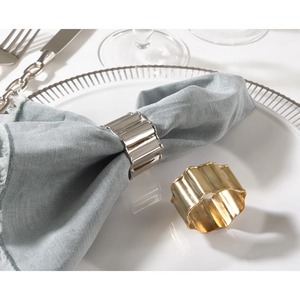Anneaux de serviette modernes en laiton, forme anneau, largeur 4,5 cm, décoration de table durable, utilisation pour mariage - Product Image 1