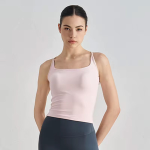 Débardeurs de sport personnalisés pour femmes, débardeurs athlétiques en tissu respirant pour les salles de sport américaines, marque privée, personnalisation de la marque - Product Image 4