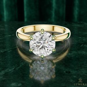 Anillo de Compromiso Solitario de Oro Amarillo de 9KT, 10KT, 14KT, 18KT con Diamante Cultivado en Laboratorio, 6 Puntas, Lujoso, Certificado por IGI - Product Image 1