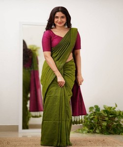 Sari de Seda Verde con Blusa Rosa, Vestido Tradicional Indio para Mujer, Ropa Casual para Todas las Temporadas, Listo para Enviar - Product Image 4