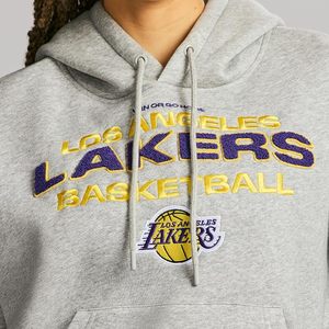 Sudadera con Capucha de Manga Larga Unisex con Licencia Oficial de la NBA - Sudadera con Parche de Chenilla y Bolsillo Tipo Canguro - Product Image 3
