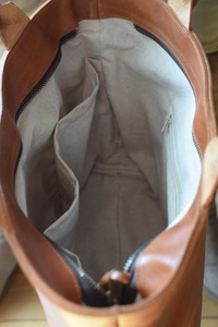 Sac fourre-tout vintage en cuir véritable de luxe pour femme, sac à bandoulière haut de gamme grande capacité, résistant à l'eau, fermeture éclair, décontracté et tendance - Product Image 4