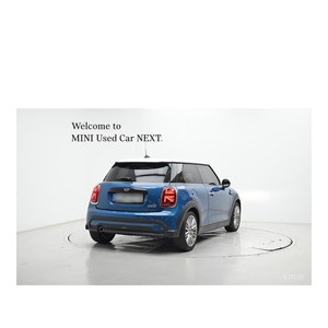 MINI Cooper Classic Plus 2023, Euro V, Volante a la Izquierda, Asientos de Cuero, 14,112 Km - Product Image 2