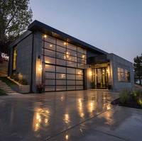 Portes de garage sectionnelles Sunnysky en verre dépoli trempé avec cadre à rupture de pont thermique, automatiques, pour façade commerciale