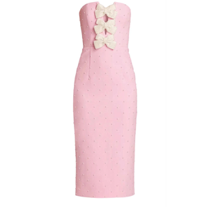 Robe midi élégante et moderne sans bretelles ornée de perles avec triple détail de nœuds |   Robe de soirée chic rose droite et écologique pour femme - Product Image 1