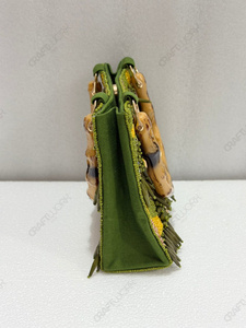 Sac à main perlé vert, motif géométrique 3D, sac de villégiature, fabrication artisanale, vente en gros, OEM, export, marque privée, approvisionnement en vrac - Product Image 2