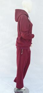 Ensemble de survêtement décontracté pour femme, couleur bordeaux, coupe régulière, toucher doux, 100 % coton molletonné respirant, logo personnalisé, commande en gros - Product Image 2