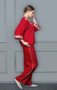 เดรสสั้นผู้หญิงปี 2026 ดีไซน์หรูหรา แขนยาว สไตล์ยูเครน ผู้ผลิตเสื้อผ้า รับออกแบบชุดเดรสตามสั่งสำหรับผู้หญิง - Product Image 3