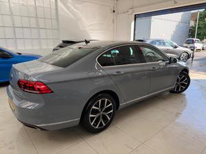 VW Passat 1.4 TSI 13KWH GTE DSG EURO 6 de 4 Puertas, Año 2022, Impecable - Product Image 3
