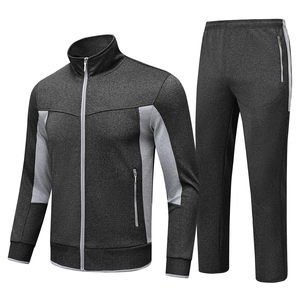 Ensemble de survêtement 2 pièces gris foncé pour homme, sweat-shirt à capuche et pantalon de survêtement décontracté uni - Product Image 1