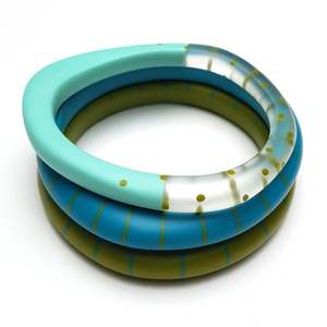 กำไลเรซิ่นทำมือ เครื่องประดับแฟชั่นคริสตัล ออกแบบด้วยขอบที่เรียบเนียนและสวมใส่สบาย - Product Image 6