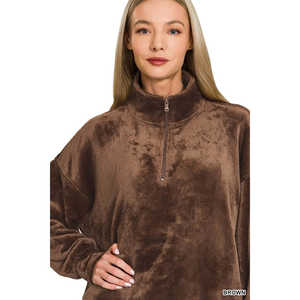 Jersey de piel sintética para mujer Zenana con bolsillo con media cremallera Cozy Chic Outerwear - Product Image 4