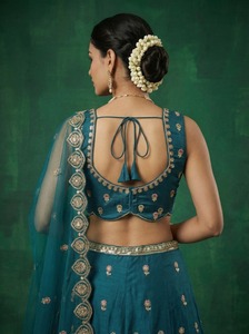 <b>Green</b> Embroidered Leheriya Lehenga Set Velvet <b>Netted</b> Blouseh Dupatta Ethnic Bottomwear for Wedding Banquet - Product Image 3