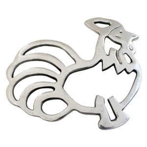 Trivet Redondo de Metal con Diseño de Pez, Hecho a Mano, Único, Recién Llegado, Bañado en Níquel, Brillante, para Uso en Cocina y Comedor - Product Image 6