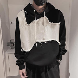 Sweat-shirt en coton molletonné français pour homme, coupe oversize, noir, avec empiècements crème découpés, manches classiques, style automne - Product Image 6
