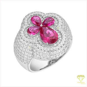 Anillo de cruz de plata 925 para hombre de lujo con diamantes cultivados en laboratorio, detalles de piedras brillantes y diseño hip hop. - Product Image 4
