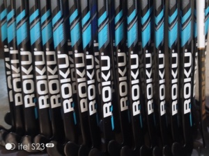 Bâton de hockey sur gazon professionnel de haute qualité 100% fibre de carbone, noir, personnalisable, équipement de hockey Roku - Product Image 1