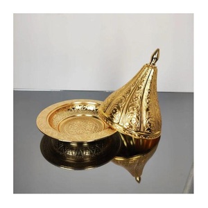 Cuenco de metal para dátiles con bordes elevados que evitan derrames, ideal para servir dátiles durante el Ramadán, Iftar y reuniones familiares. - Product Image 1
