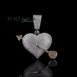 Collar con Colgante de Flecha y Corazón en Plata de Ley 925 con Piedra Preciosa Moissanita, Joyería Elegante para Ocasiones Especiales - Product Image 6