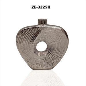 Jarrón de Metal Hecho a Mano para Mesa, Diseño Industrial, Centro de Mesa Decorativo para Hogar, Oficina, Hotel, Vestíbulo, Restaurante, Recepción - Product Image 2
