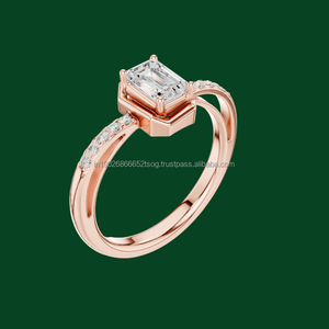 Bijoux contrastés Bague de fiançailles solitaire ovale en or 10 carats pour femme - Product Image 1