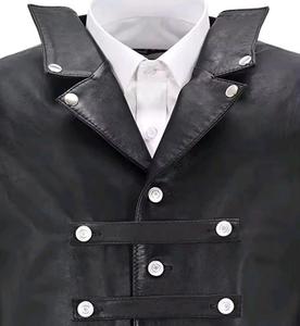 Chaleco de cuero para hombre de estilo tradicional, con una apariencia cómoda, resistente y elegante, perfecto para todo tipo de condiciones de conducción. - Product Image 2
