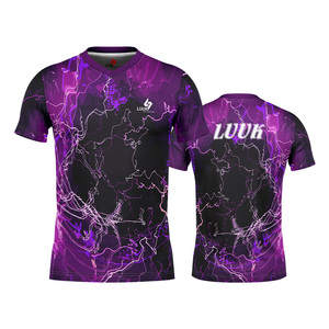 เสื้อยืดผู้ชายทรงปกติ คอวี แขนสั้น ลายพิมพ์สปอร์ต ผ้าถัก 100% คอตตอน ดีไซน์เรียบง่าย ระบายอากาศได้ดี แห้งเร็ว เป็นมิตรต่อสิ่งแวดล้อม - Product Image 4