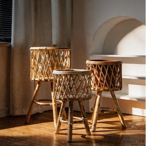 Macetero de Ratán de Alta Calidad con Base, para Uso en el Hogar, Entrada de Jardín y Decoración Interior de Restaurantes, Acabado Natural - Product Image 5